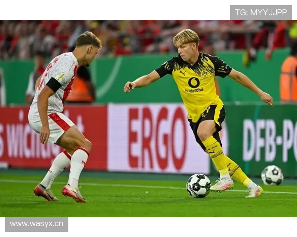 多特蒙德领先后控球问题阶段性暴露,球队稳定性面临考验 多特蒙德领先后控球问题阶段性暴露,球队稳定性面临考验