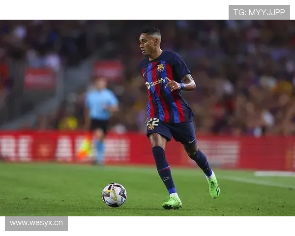 拉菲尼亚vs安东尼：右边锋终结效率与战术适配性对比分析