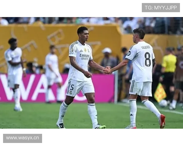 贝林厄姆与维拉蒂在中场组织上出现分散驱动趋势